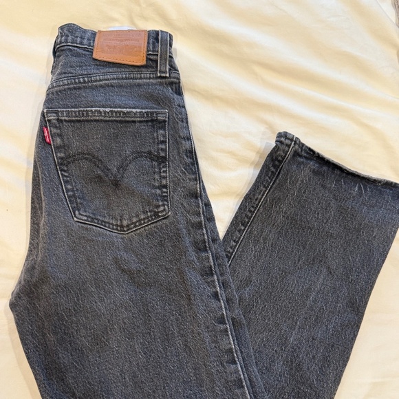 Black Levi’s Rib Cage Straight - Picture 1 of 6